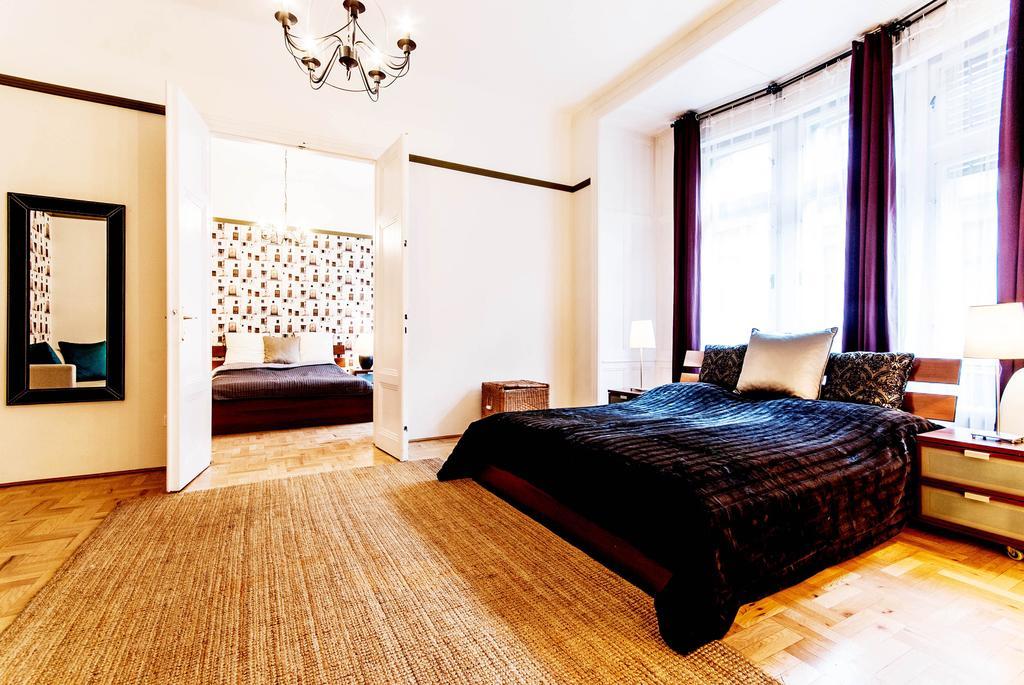 The Fashion Street Apartament *
